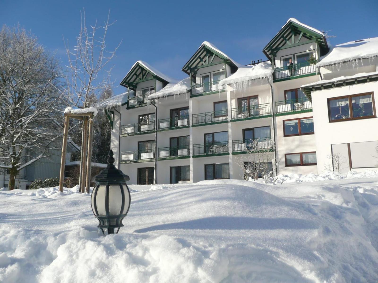 Hotel & Ferienappartements Edelweiss Willingen  Exterior foto